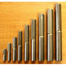   ZÁVĚS k přivaření 140x16mm čep 9mm  (24)