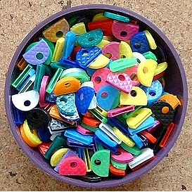   ROZLIŠOVAČ klíčů barevný mix miska [300]